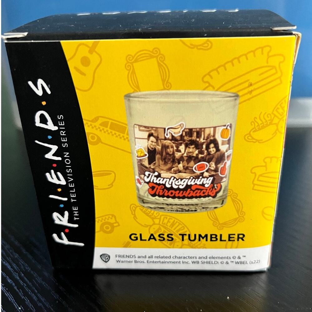 NIB Friends Thanksgiving Throwbacks Glass Tumbler – Culturefly Exclusive